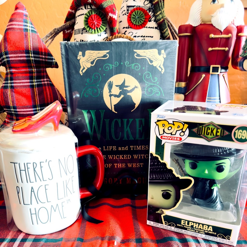 Wicked Movie Bundle/Gift Set